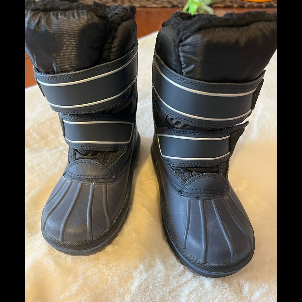 Cougar winter boots size 11 navy blue